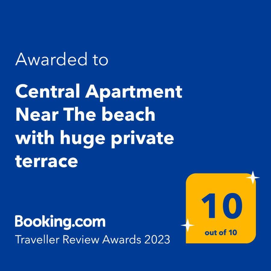 Central Apartment Near The Beach With Huge Private Terrace Loutráki Zewnętrze zdjęcie